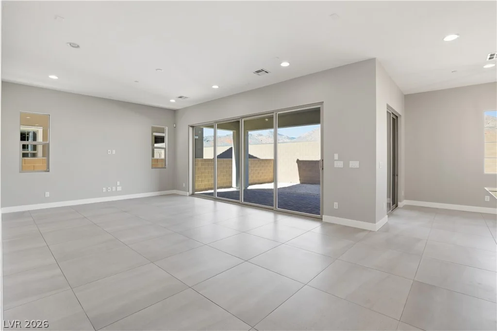 97 Vernalis, Las Vegas, NV 89138