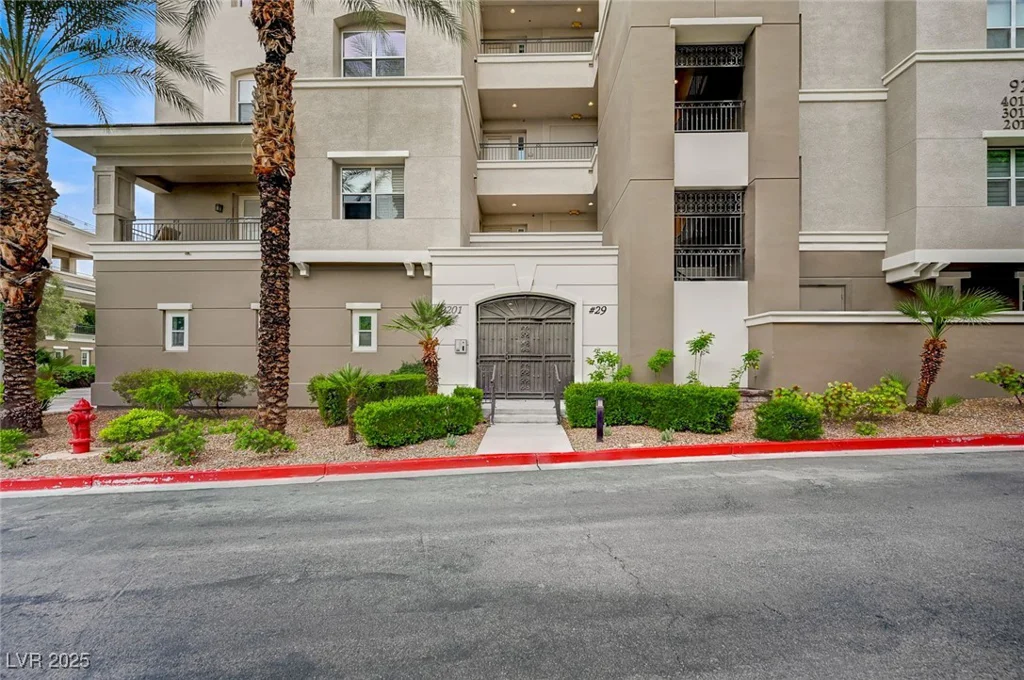 9201 Tesoras, Las Vegas, NV 89144