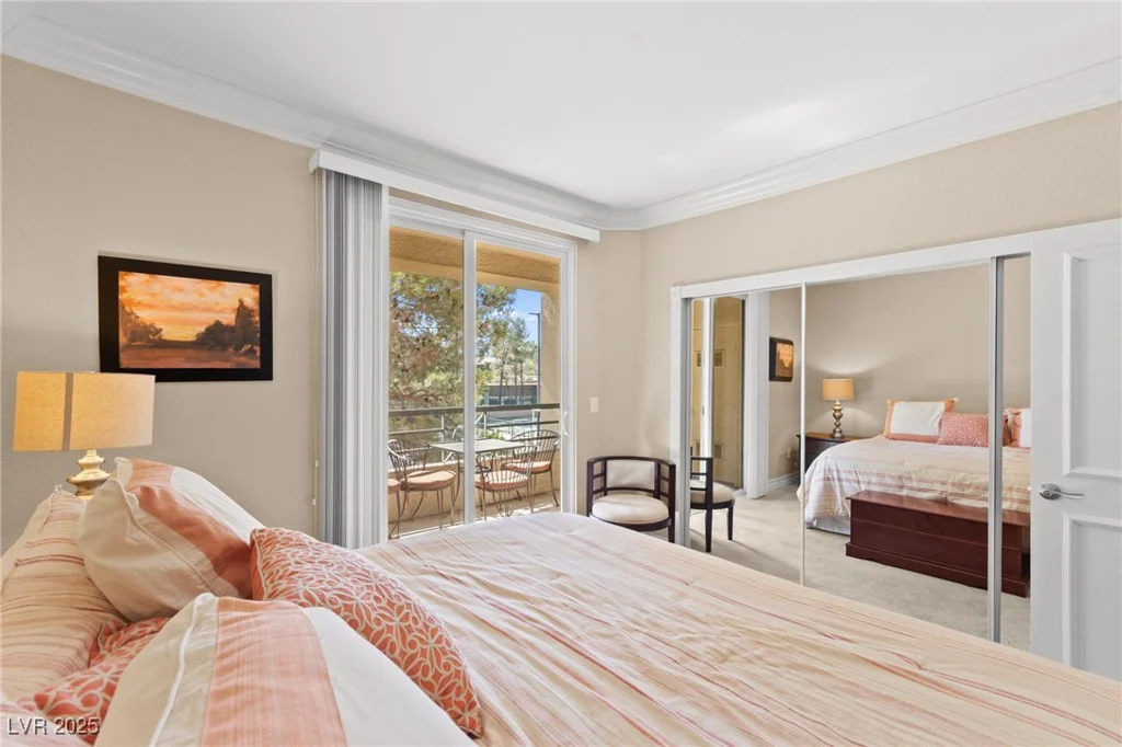 220 Flamingo, Las Vegas, NV 89169