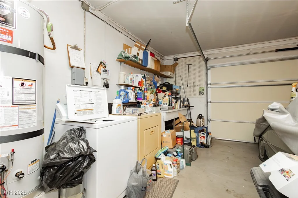 425 Blue River, Las Vegas, NV 89107