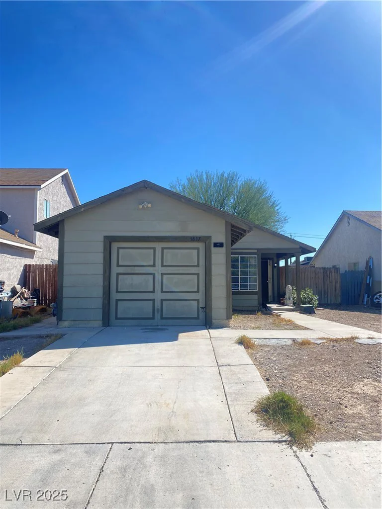 3837 Kellogg, Las Vegas, NV 89115