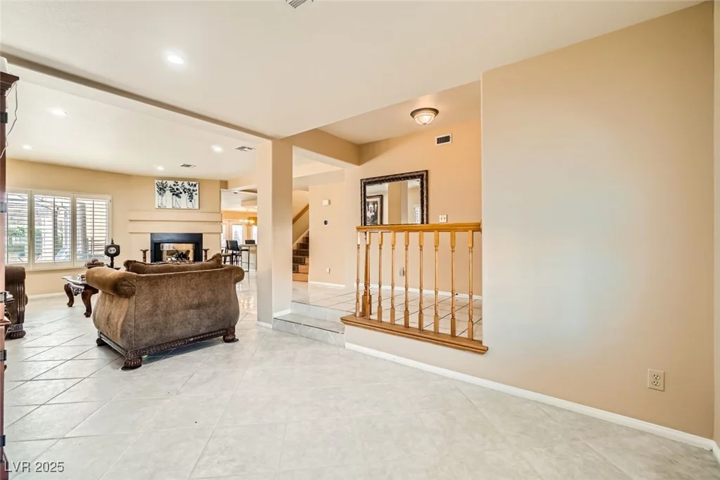 8225 Bermuda Beach, Las Vegas, NV 89128