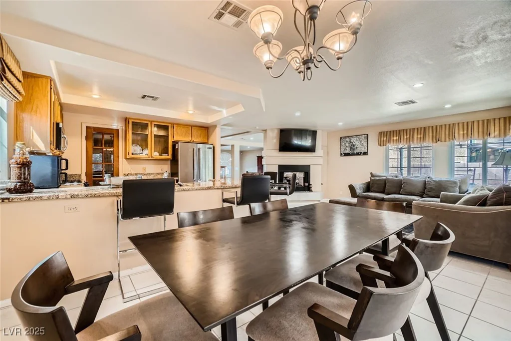 8225 Bermuda Beach, Las Vegas, NV 89128