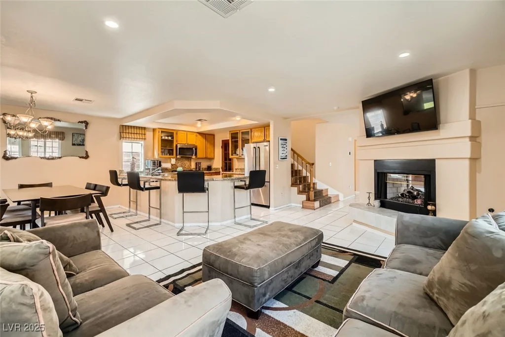 8225 Bermuda Beach, Las Vegas, NV 89128