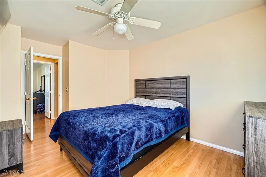 8225 Bermuda Beach, Las Vegas, NV 89128