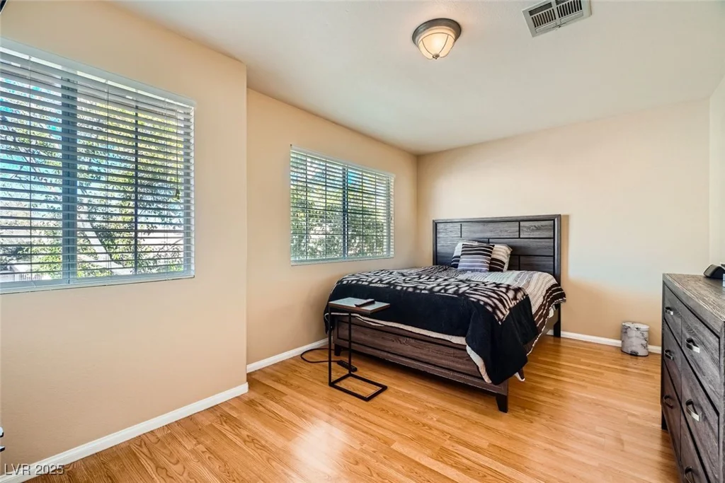 8225 Bermuda Beach, Las Vegas, NV 89128