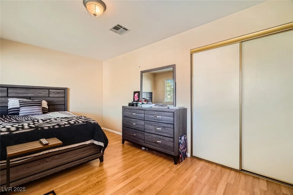 8225 Bermuda Beach, Las Vegas, NV 89128