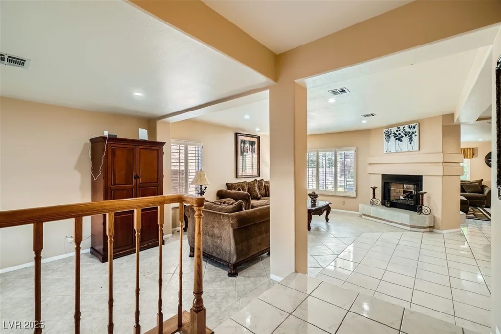 8225 Bermuda Beach, Las Vegas, NV 89128