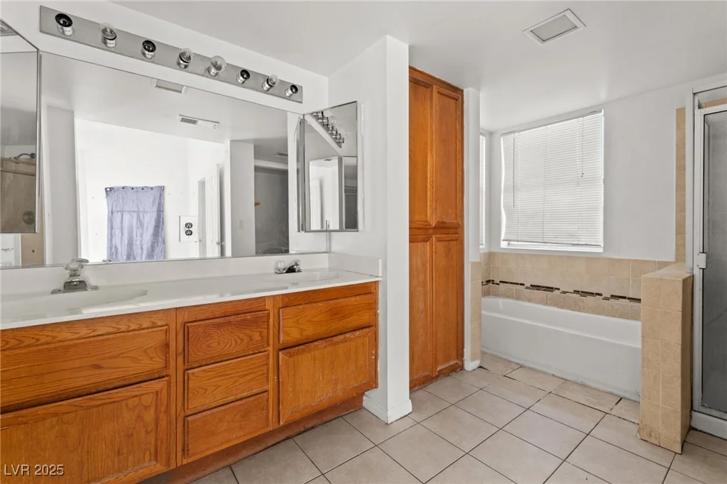 6673 Silver Penny, Las Vegas, NV 89108