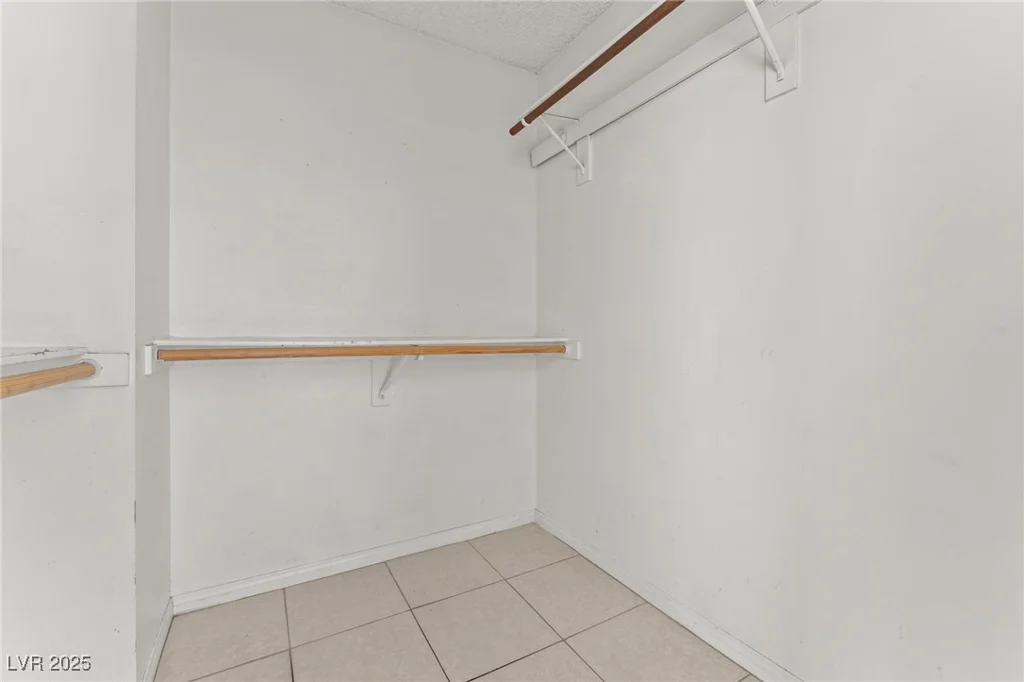 6673 Silver Penny, Las Vegas, NV 89108