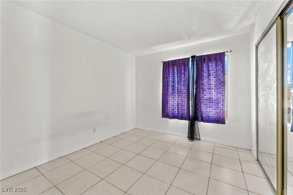 6673 Silver Penny, Las Vegas, NV 89108