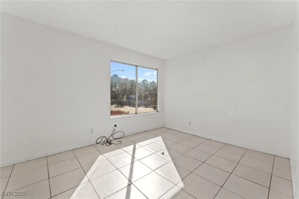 6673 Silver Penny, Las Vegas, NV 89108