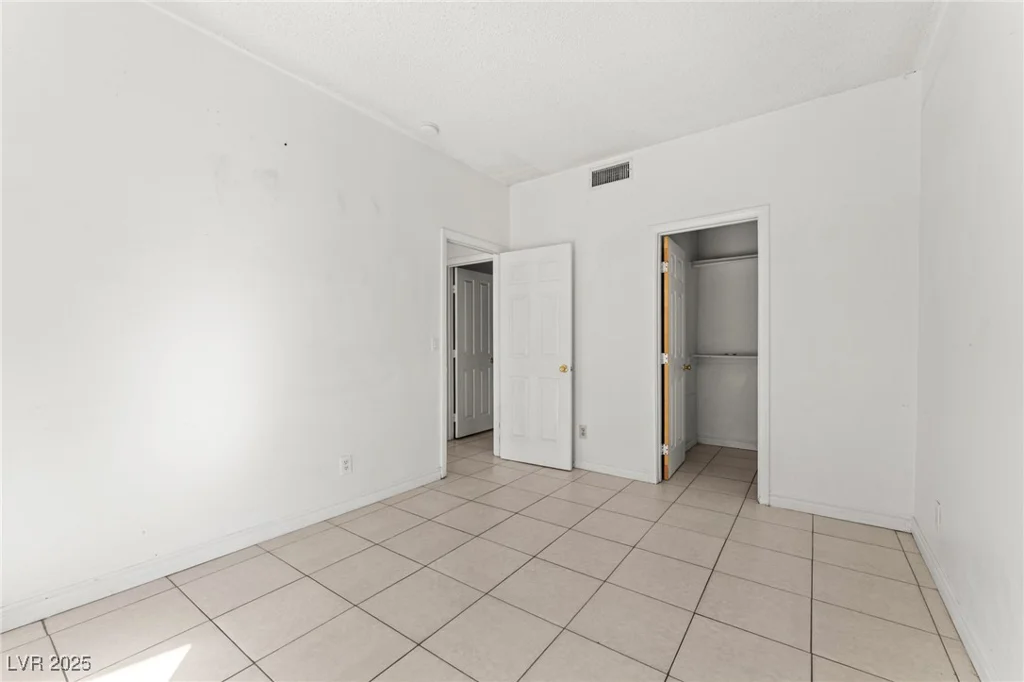 6673 Silver Penny, Las Vegas, NV 89108