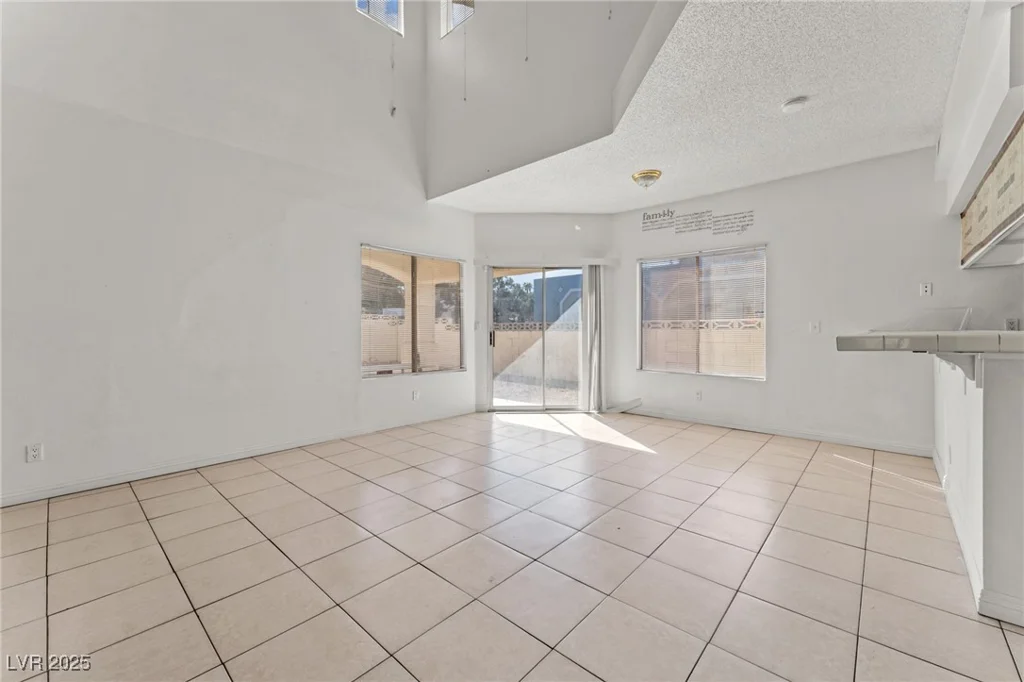 6673 Silver Penny, Las Vegas, NV 89108