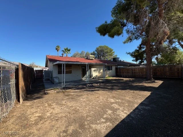 30 Traci, Las Vegas, NV 89110