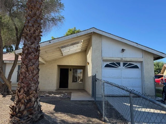 30 Traci, Las Vegas, NV 89110