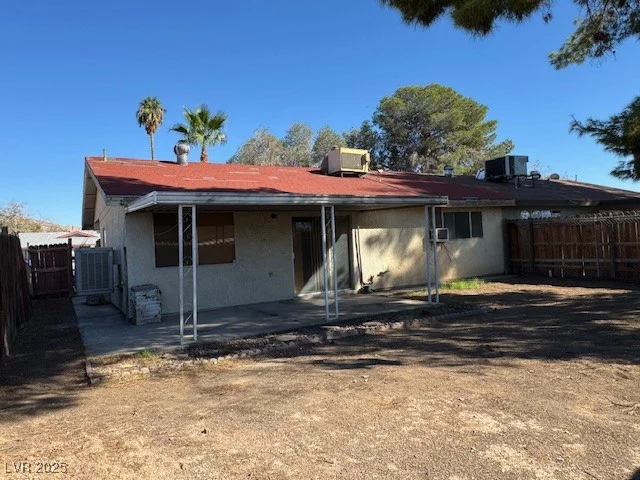 30 Traci, Las Vegas, NV 89110