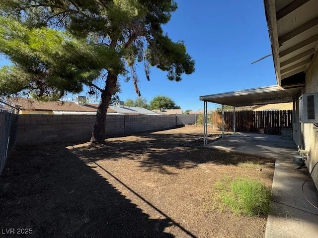 30 Traci, Las Vegas, NV 89110