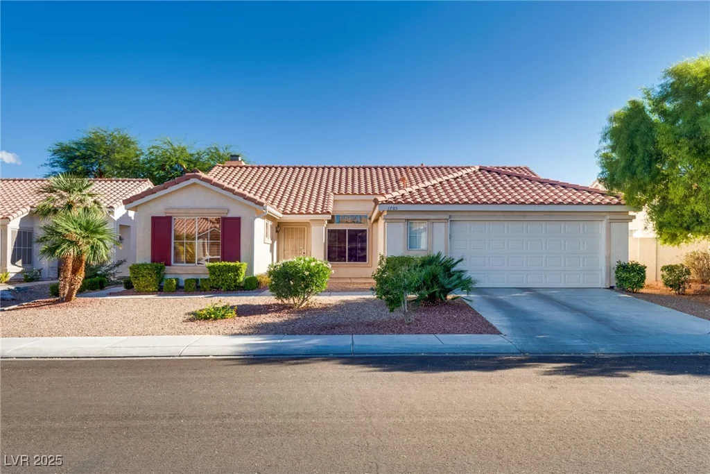 1705 Night Shadow, North Las Vegas, NV 89031