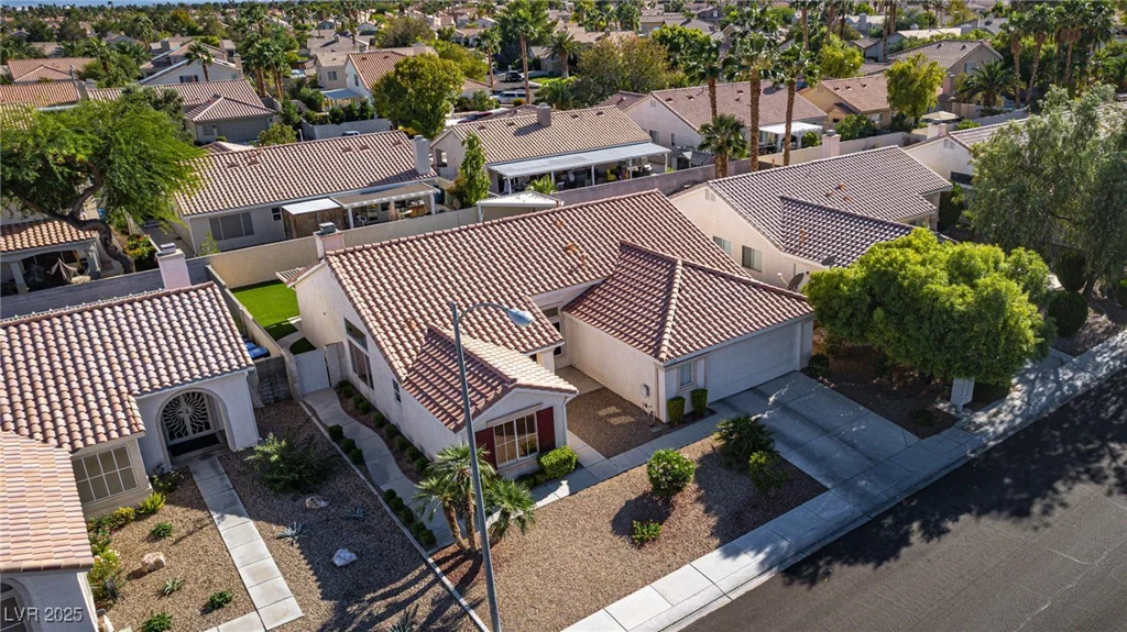 1705 Night Shadow, North Las Vegas, NV 89031