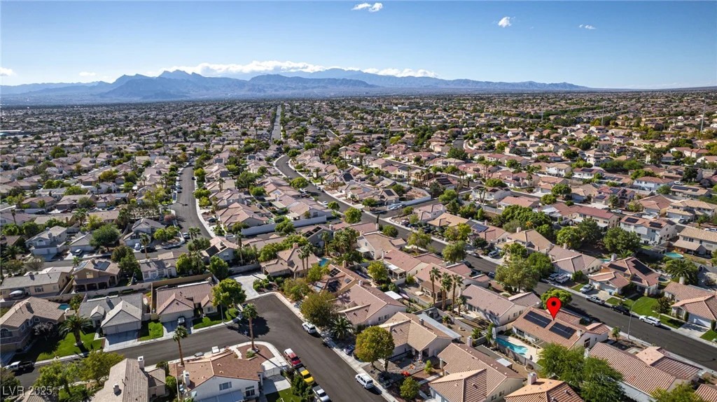 1705 Night Shadow, North Las Vegas, NV 89031