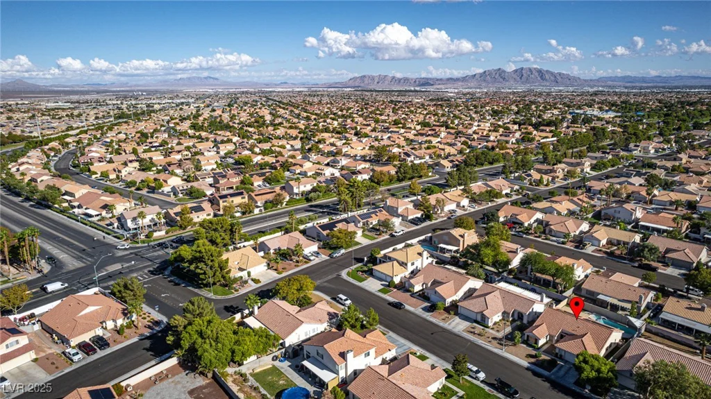 1705 Night Shadow, North Las Vegas, NV 89031