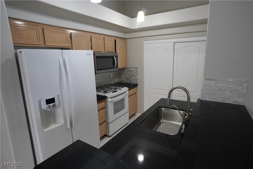 5958 Greenery View, Las Vegas, NV 89118