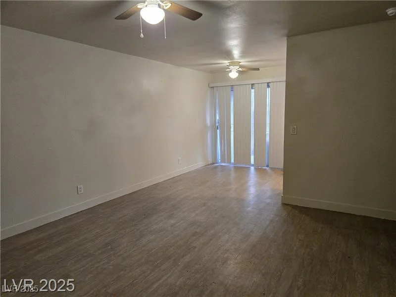 1405 Vegas Valley, Las Vegas, NV 89169