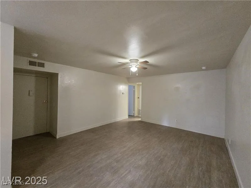 1405 Vegas Valley, Las Vegas, NV 89169