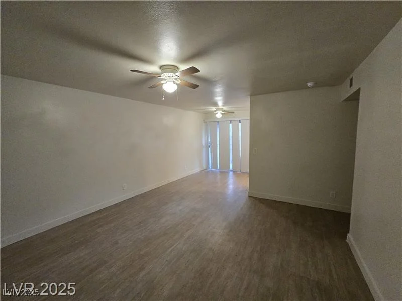 1405 Vegas Valley, Las Vegas, NV 89169