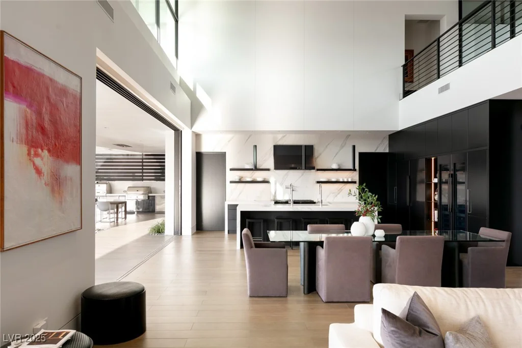 9 Boulderback, Henderson, NV 89012