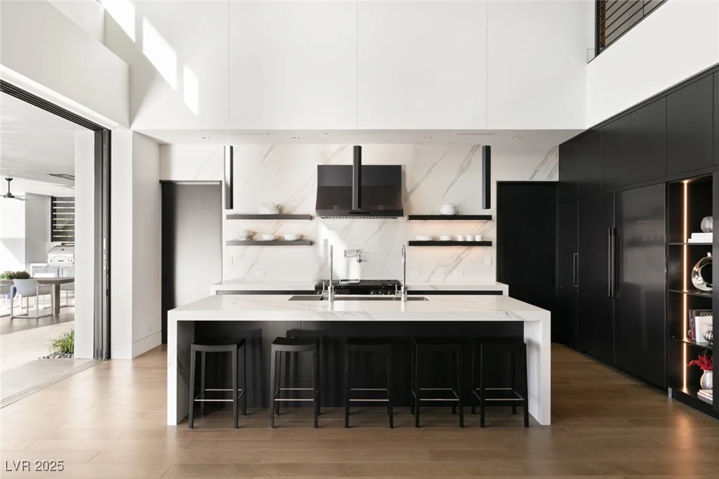 9 Boulderback, Henderson, NV 89012