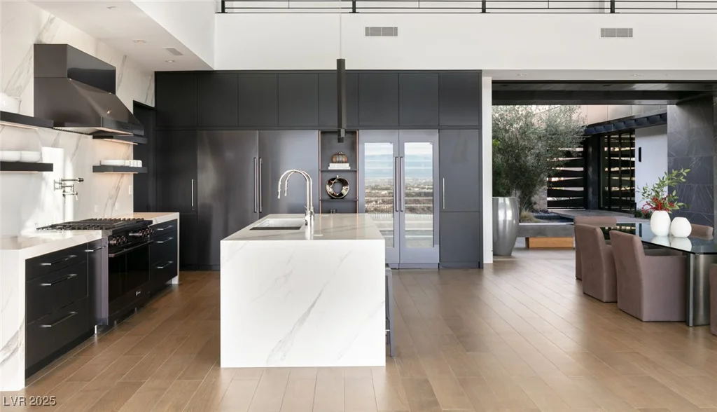 9 Boulderback, Henderson, NV 89012