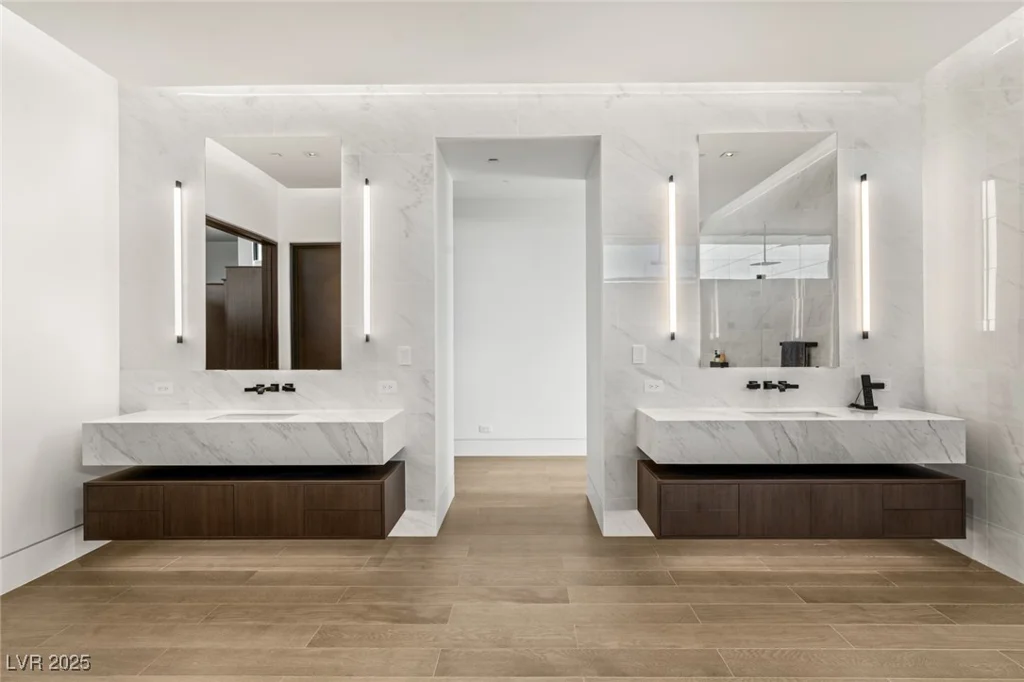9 Boulderback, Henderson, NV 89012