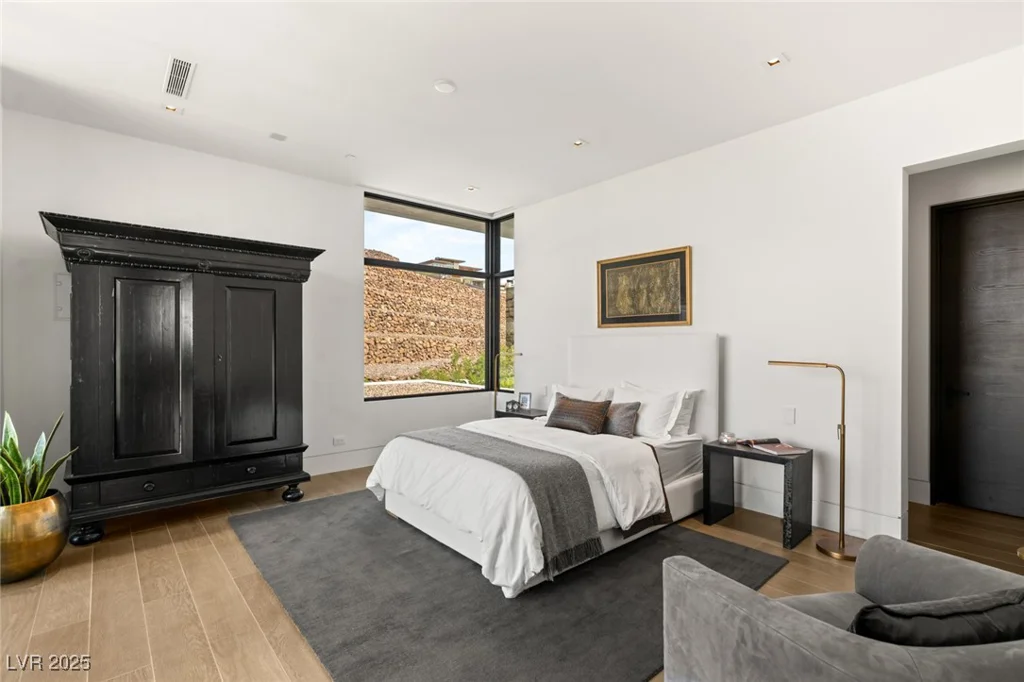 9 Boulderback, Henderson, NV 89012