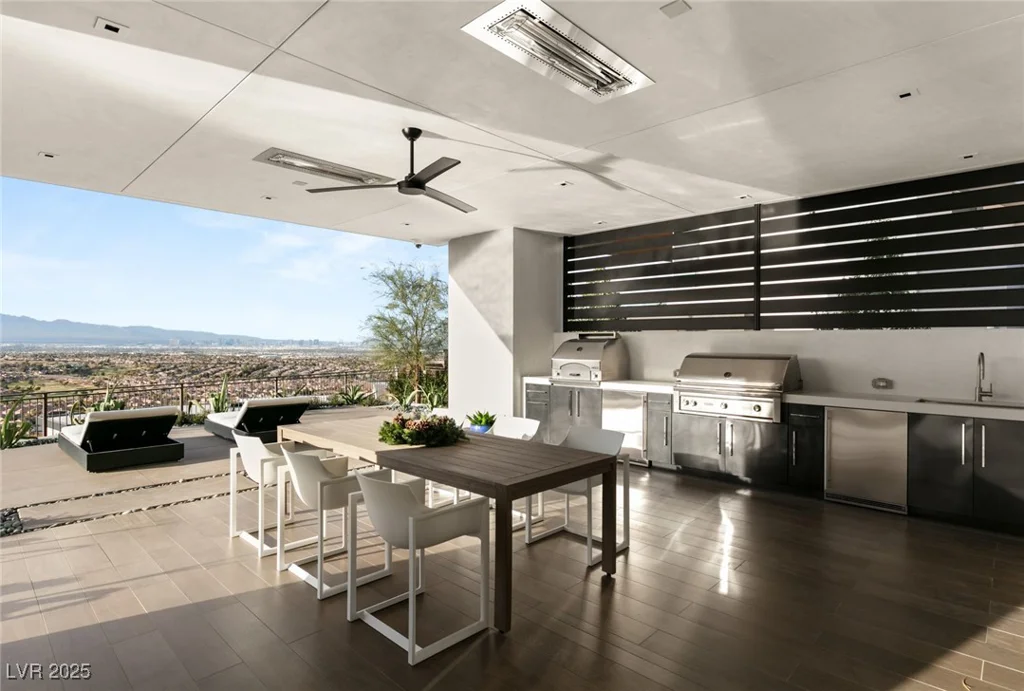 9 Boulderback, Henderson, NV 89012