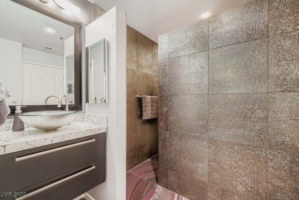 8255 Las Vegas, Las Vegas, NV 89123