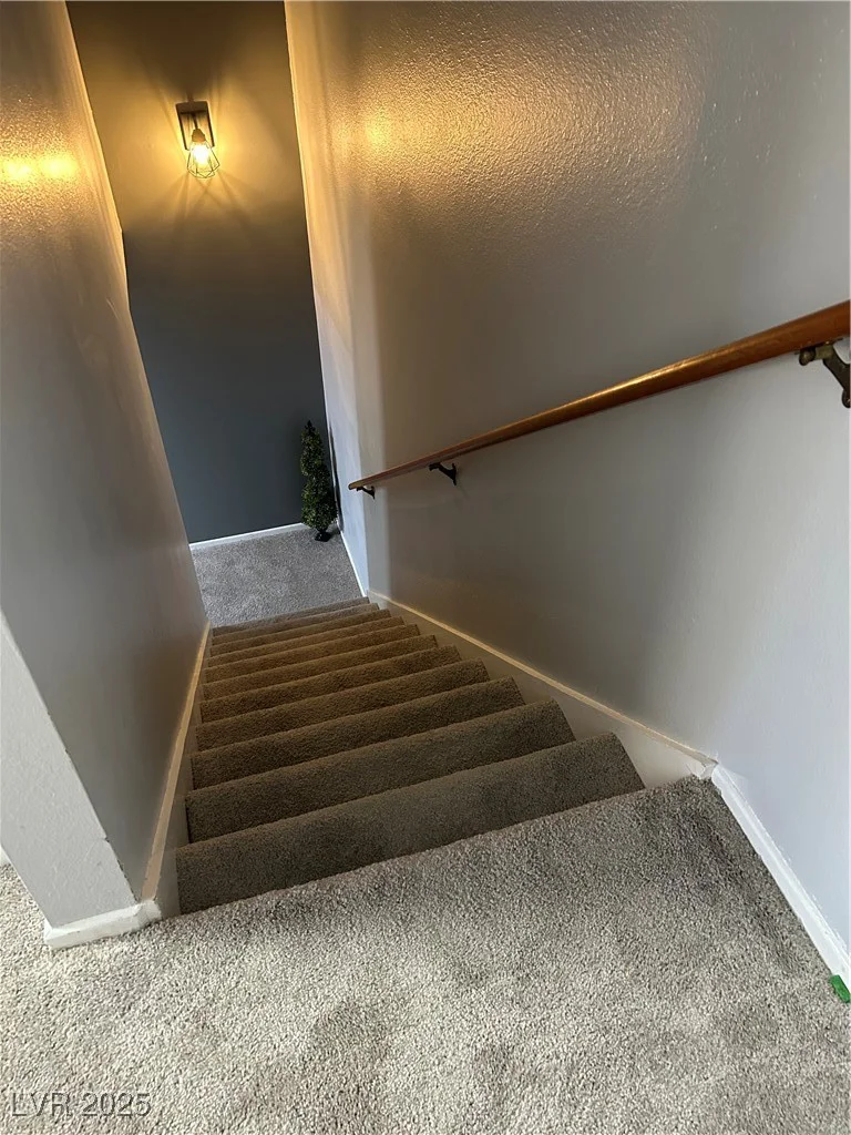 1454 Elizabeth, Las Vegas, NV 89119