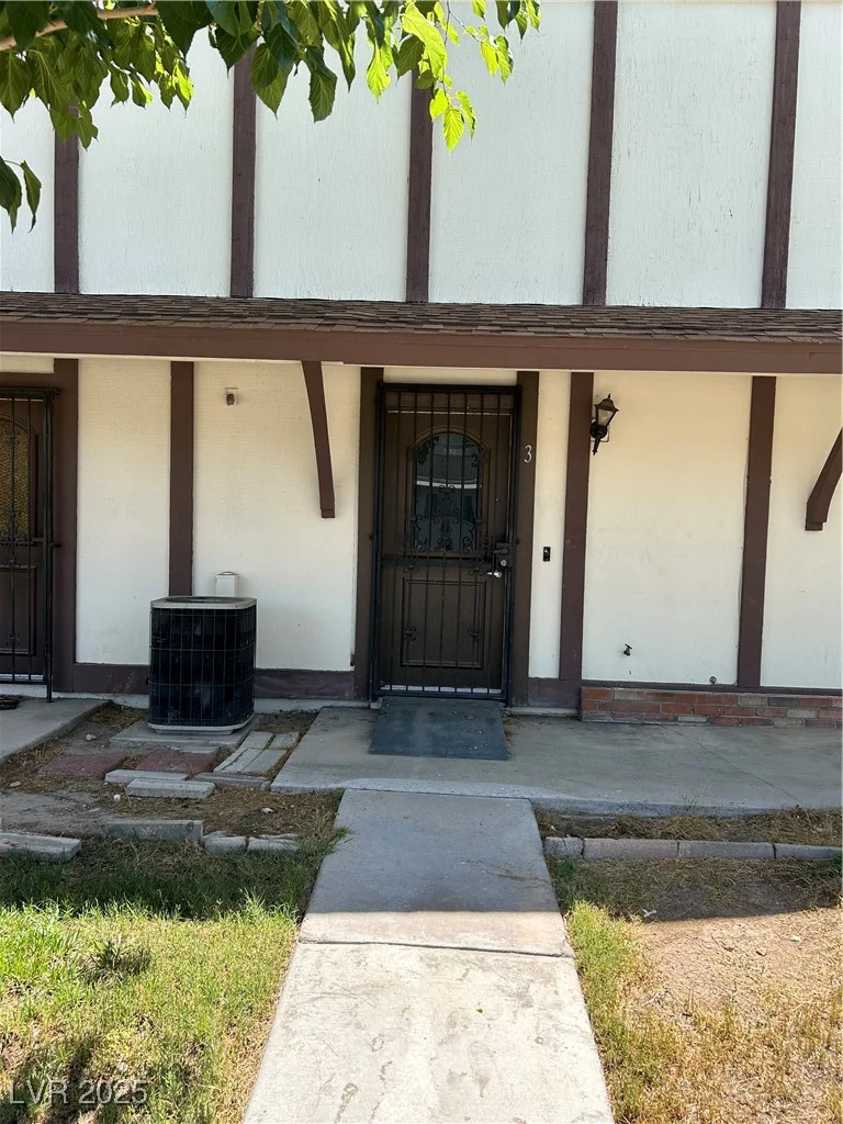 1454 Elizabeth, Las Vegas, NV 89119