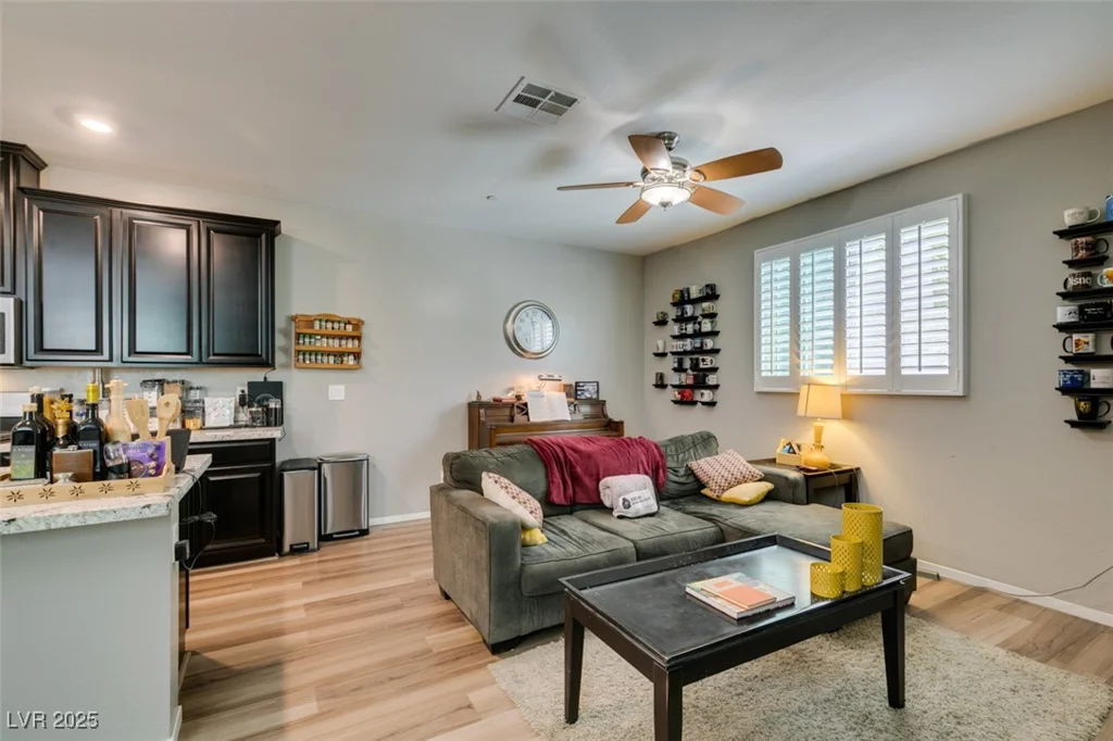 6472 Centennial Skies, North Las Vegas, NV 89086