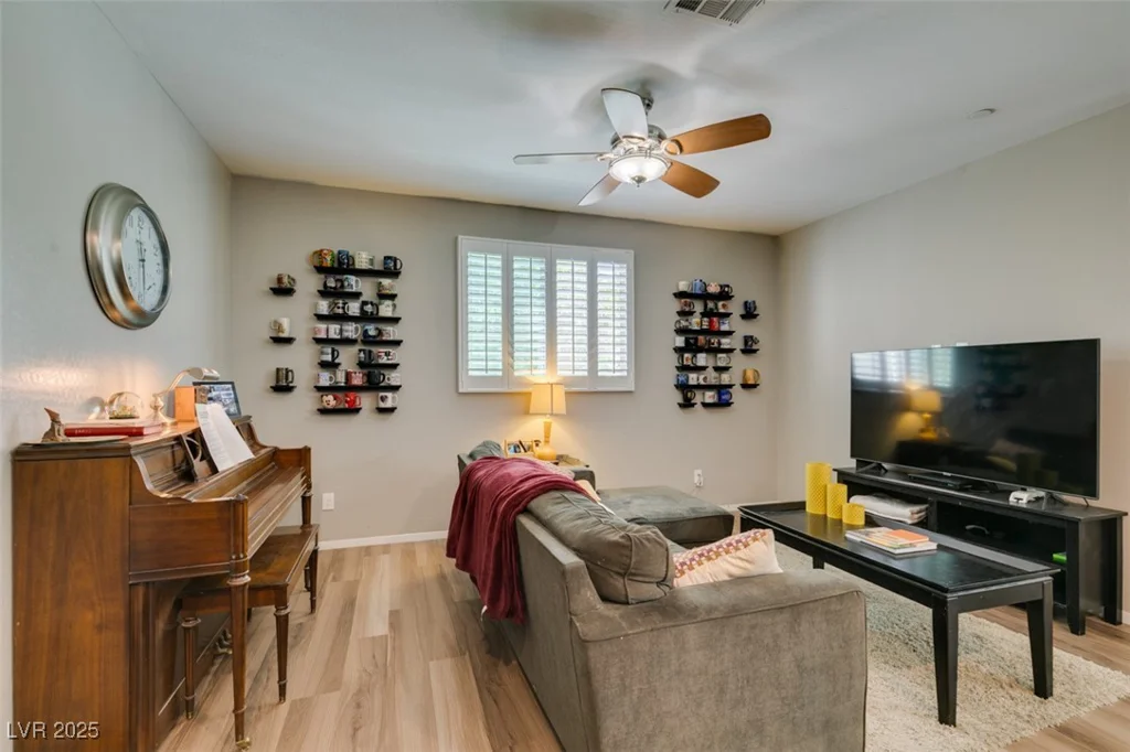 6472 Centennial Skies, North Las Vegas, NV 89086