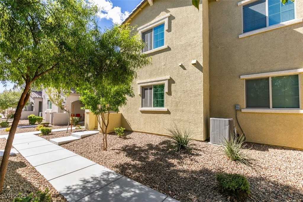 6472 Centennial Skies, North Las Vegas, NV 89086