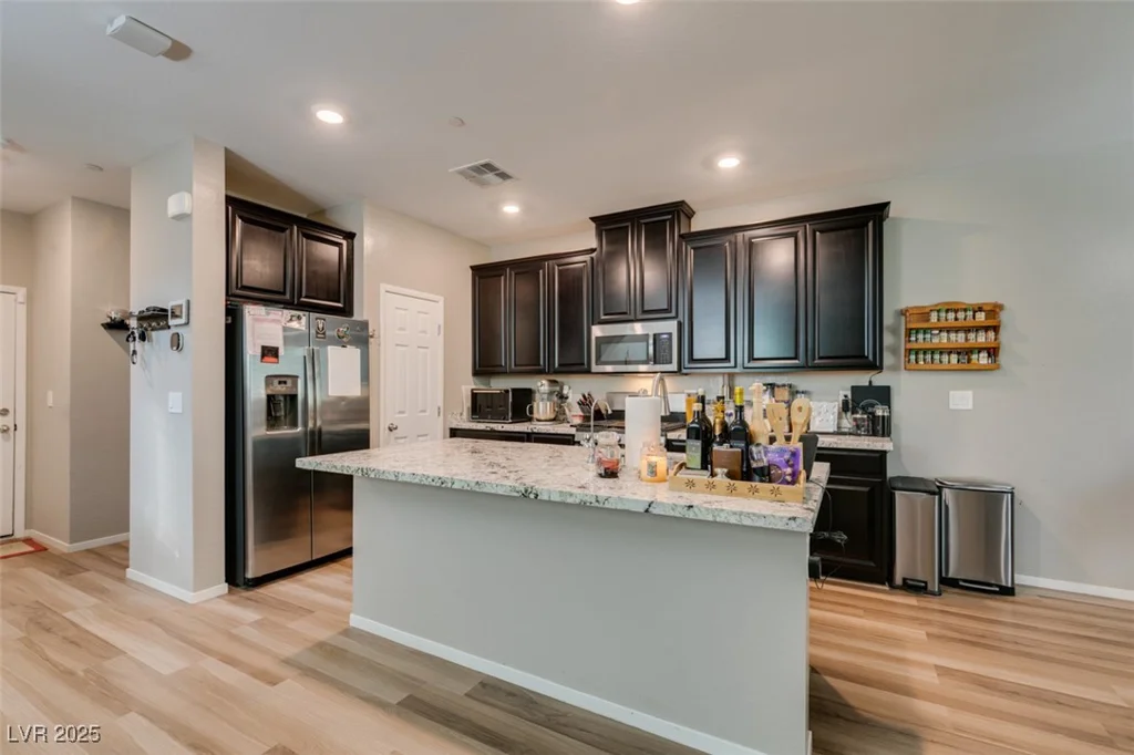 6472 Centennial Skies, North Las Vegas, NV 89086