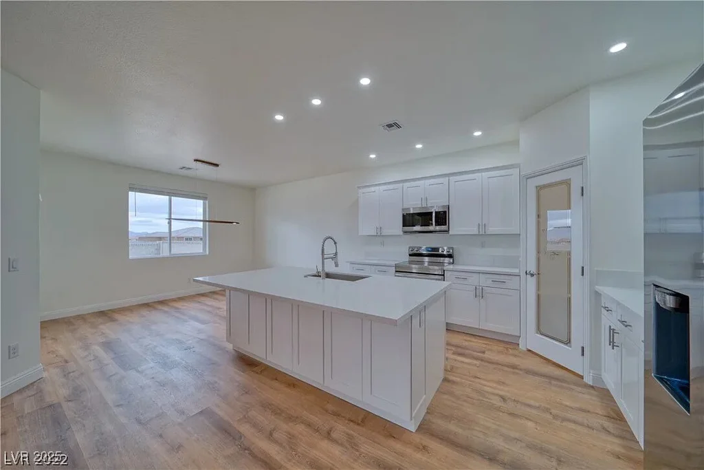 6440 Montclair, Pahrump, NV 89061