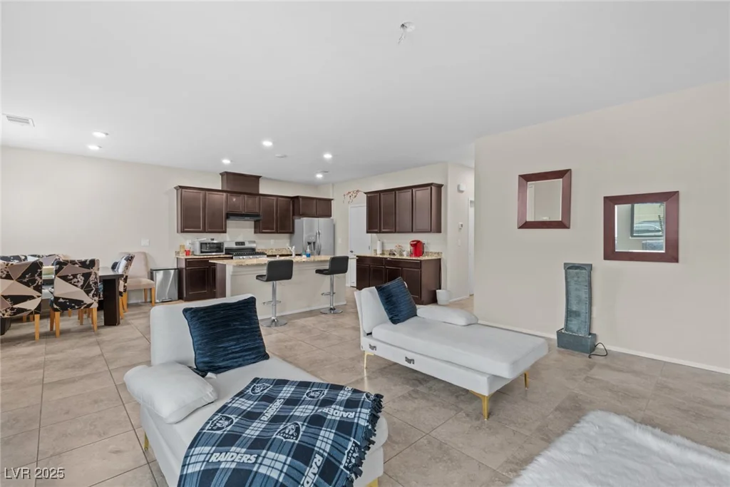 7324 Halo Falls, North Las Vegas, NV 89084