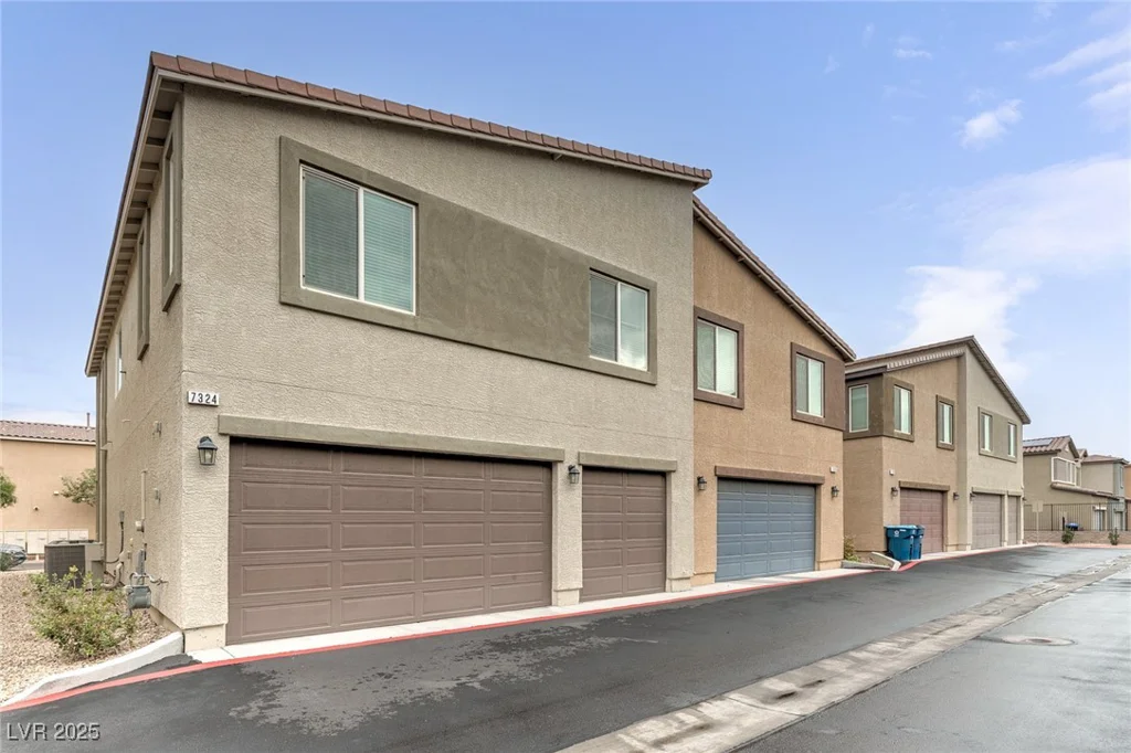 7324 Halo Falls, North Las Vegas, NV 89084