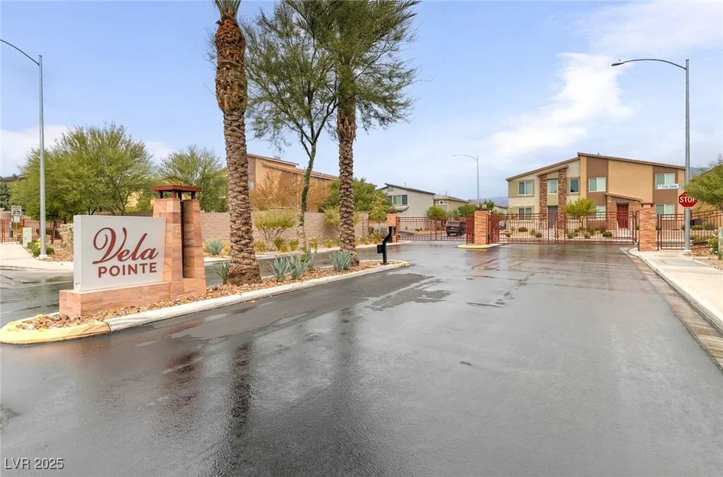 7324 Halo Falls, North Las Vegas, NV 89084