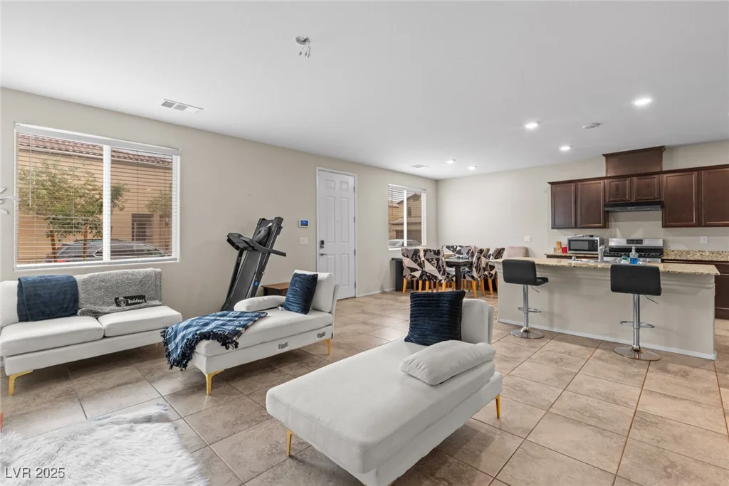 7324 Halo Falls, North Las Vegas, NV 89084