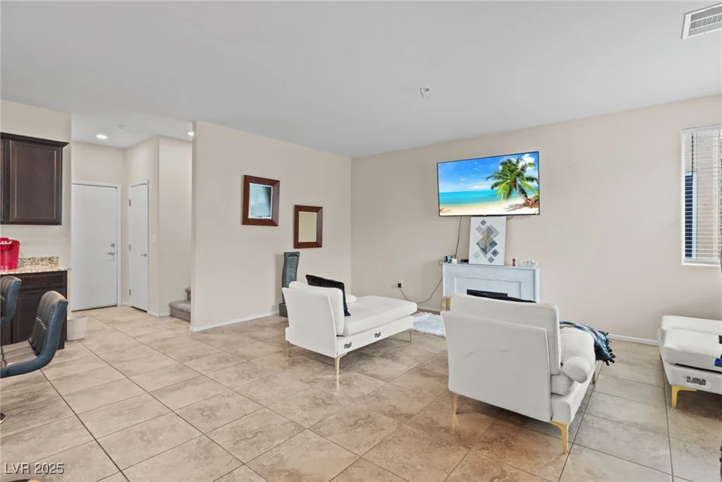 7324 Halo Falls, North Las Vegas, NV 89084