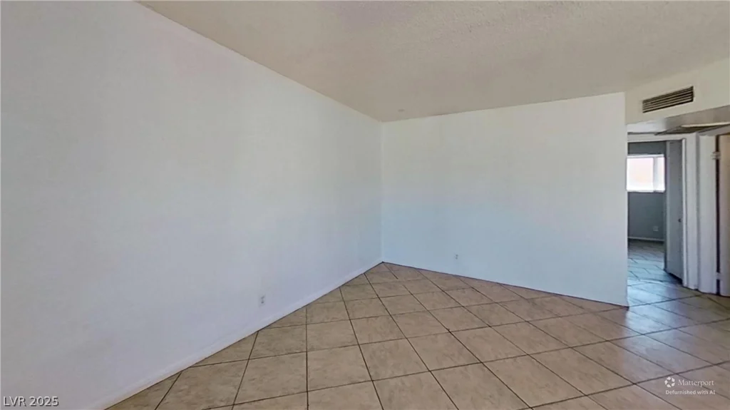 2252 Ellis, North Las Vegas, NV 89030